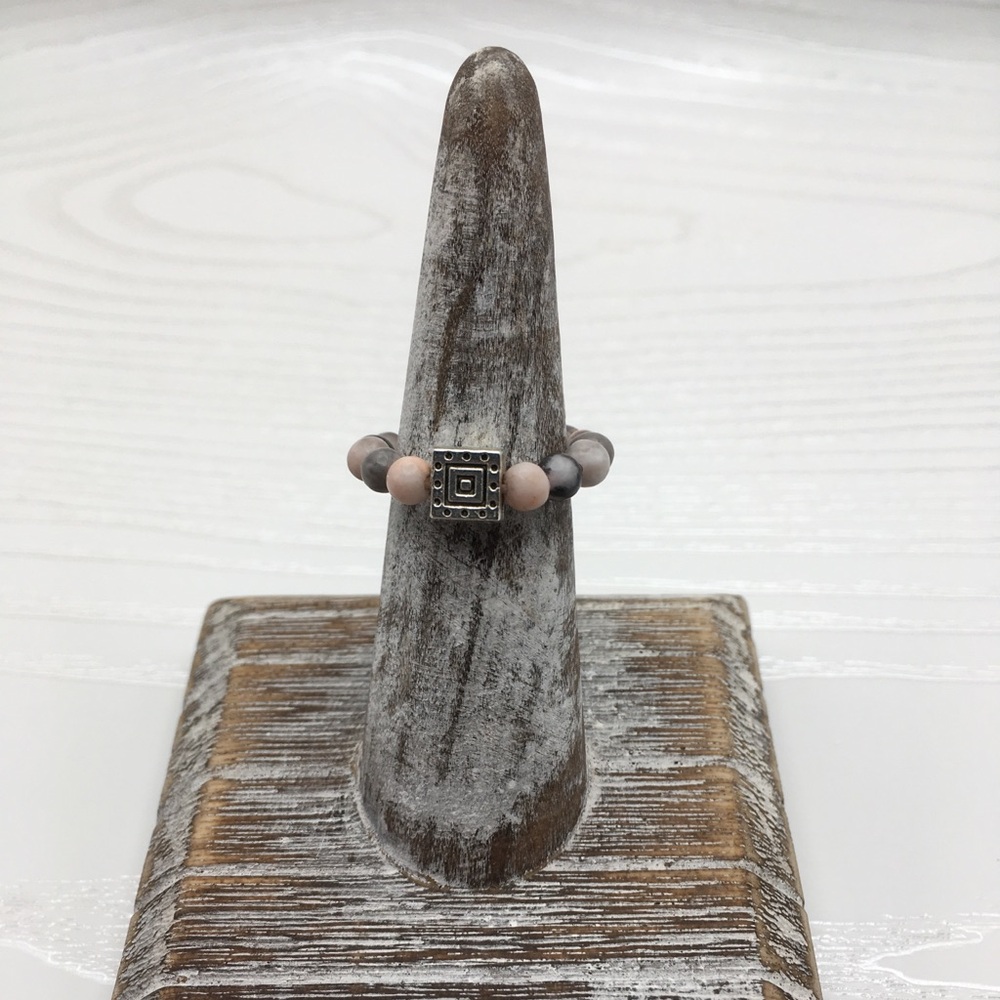 HANDCRAFTED Pink Zebra Jasper w/cube Stretch Bead Ring